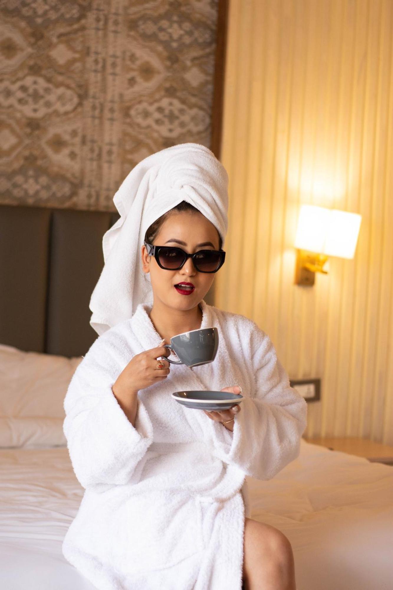 Hotel Lavie And