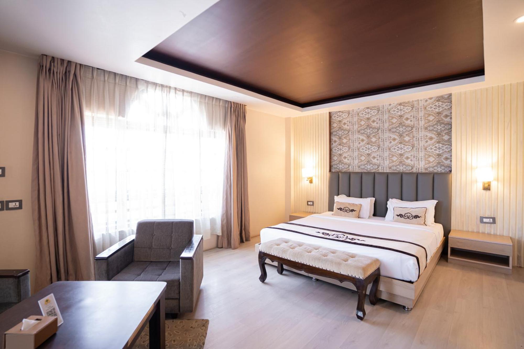 Hotel Lavie And Kathmandu